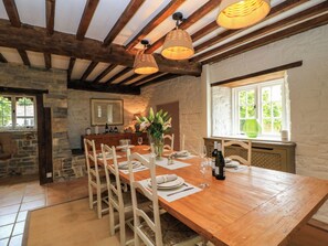 Cottage | Dining - The Farmhouse (Langport)