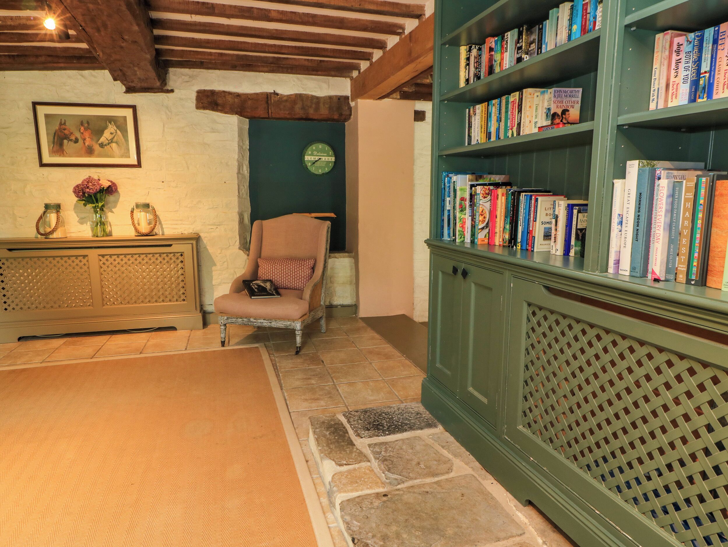 Cottage | Interior