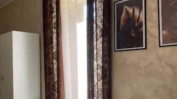 Junior Suite, Balcony, City View | Interior