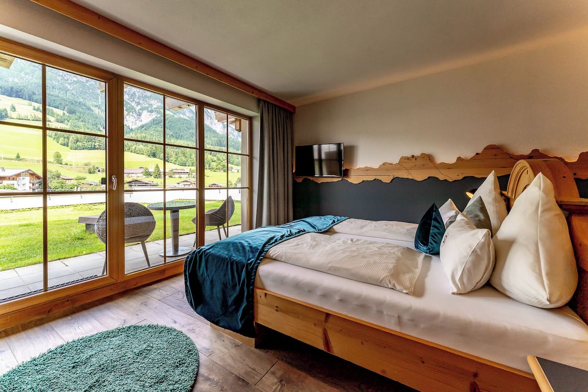 Habitación doble Deluxe, vista a la montaña | Vista a la montaña