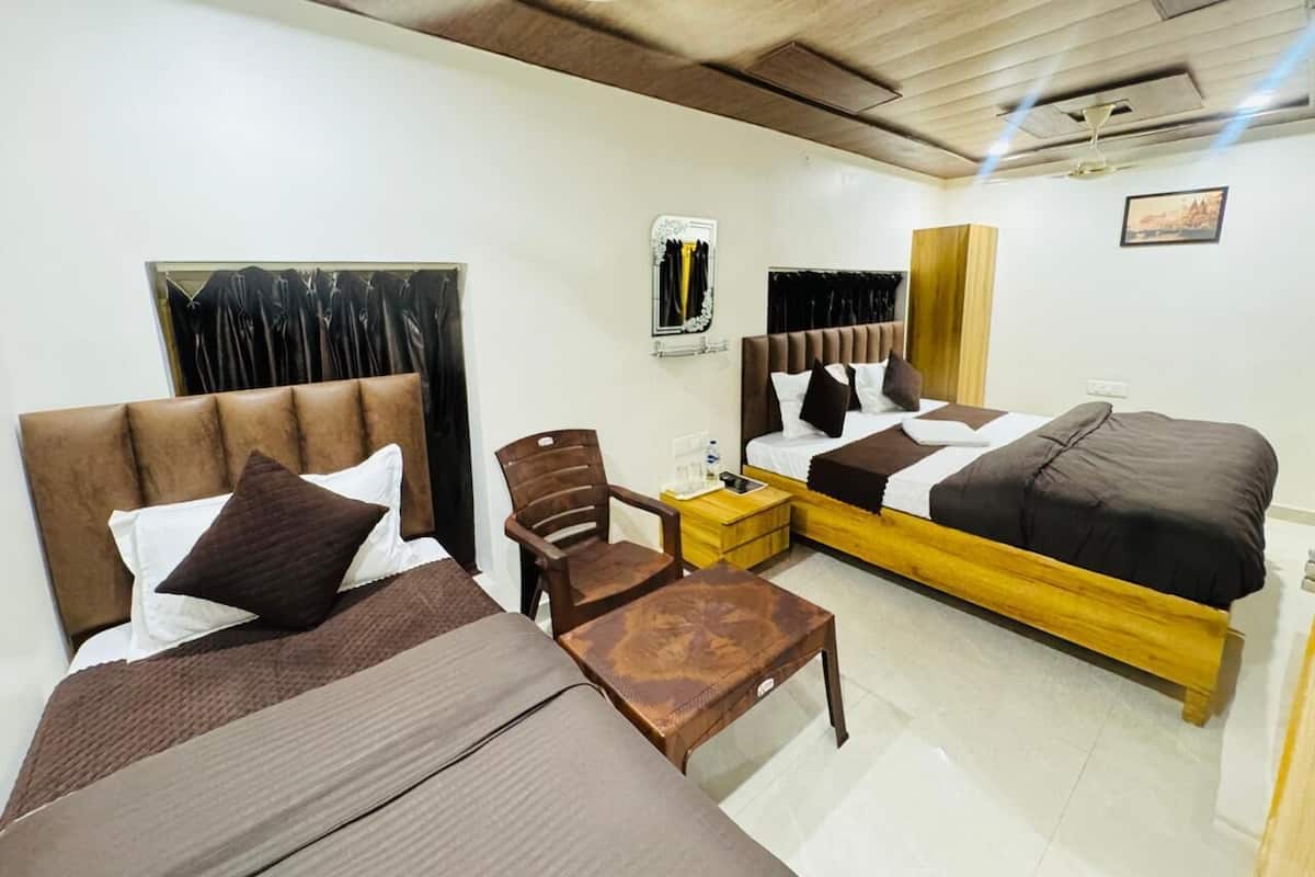 Standard Triple Room | Free WiFi