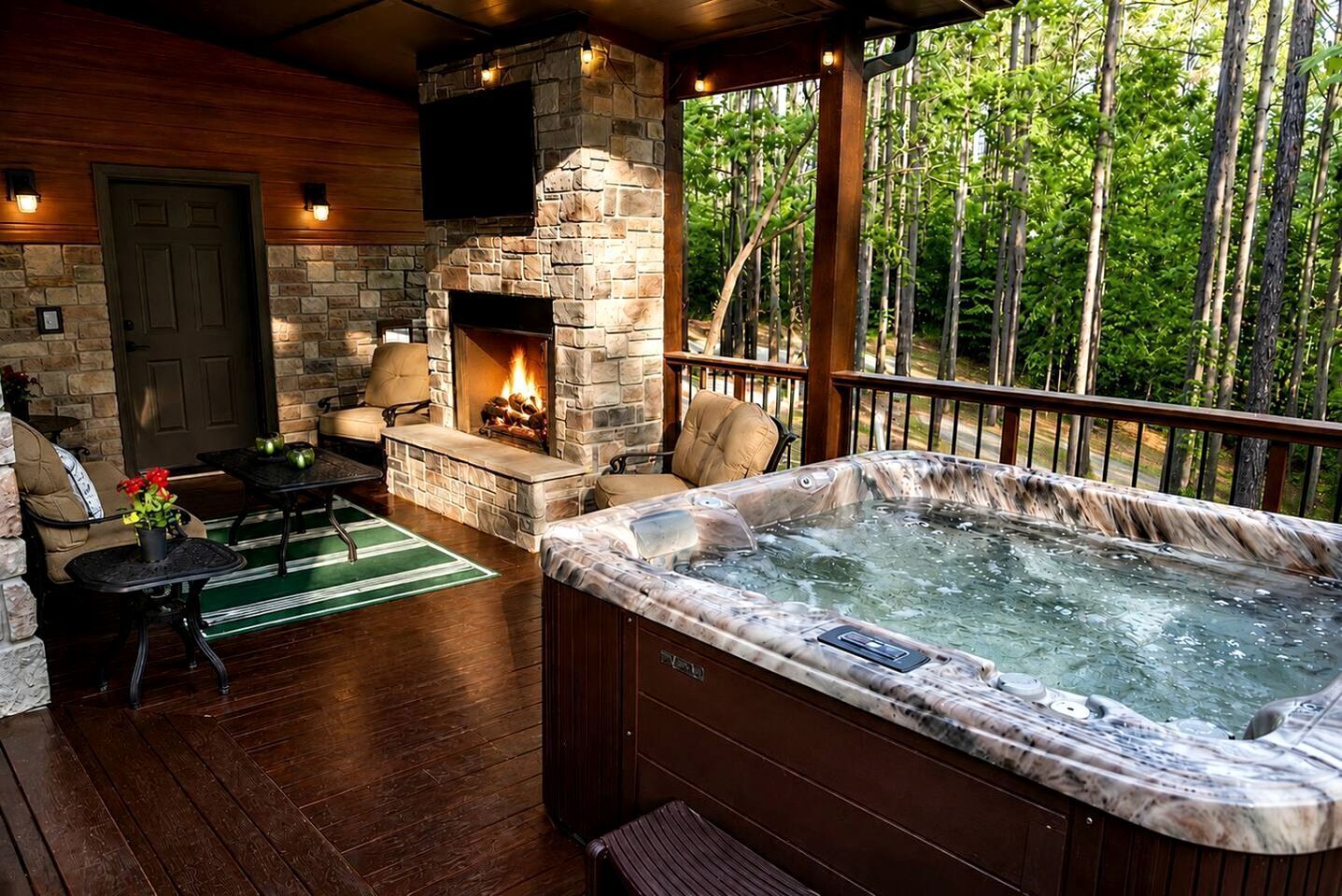 Outdoor spa tub