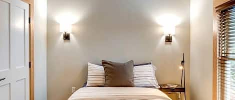 4 habitaciones, escritorio, wifi y ropa de cama