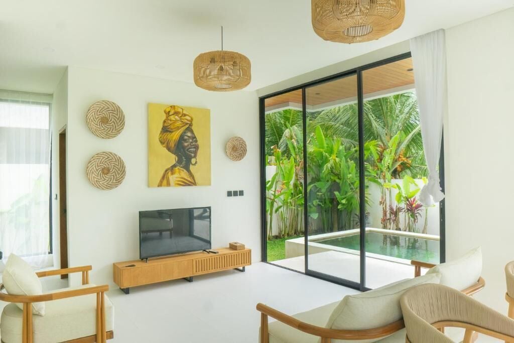 Luxury Villa, 2 Bedrooms, Balcony, Pool View | Interior