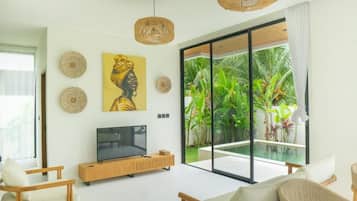 Luxury Villa, 2 Bedrooms, Balcony, Pool View | Interior