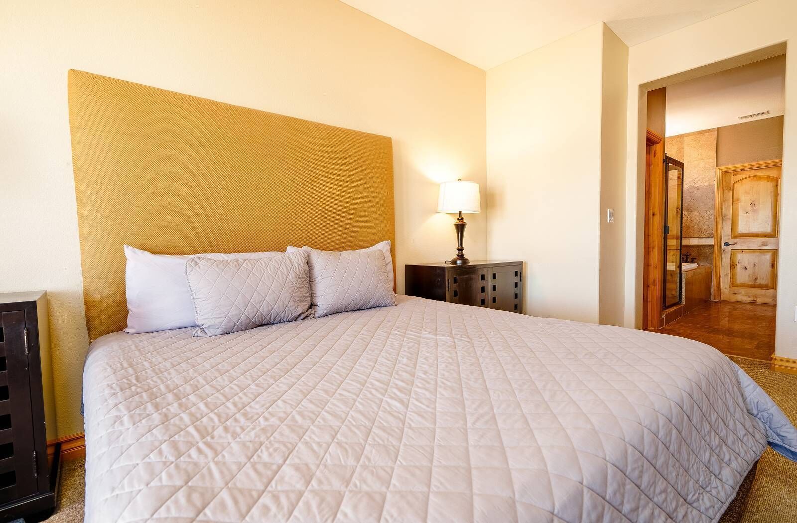 6 chambres, accès Internet, draps fournis