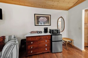 Studio, 1 queensize-seng, fjellutsikt (Moose Hollow) | Innvendig
