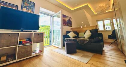Modern vacation rental near Lake Sorpe, Wi-Fi, parking—Haus am Krähenbach-Steinert