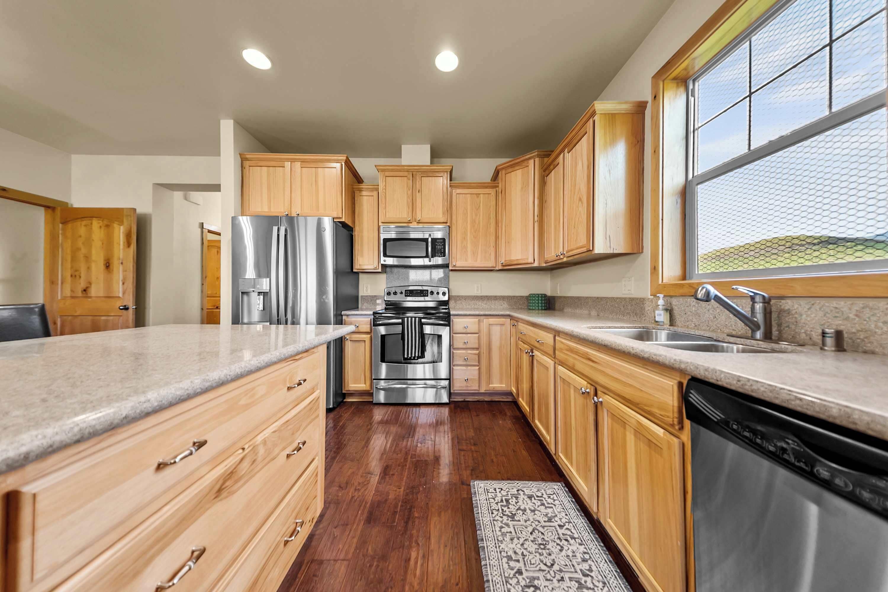 Townhome, Multiple Beds, Golf View (Thirty Fore Demers) | Private kitchen