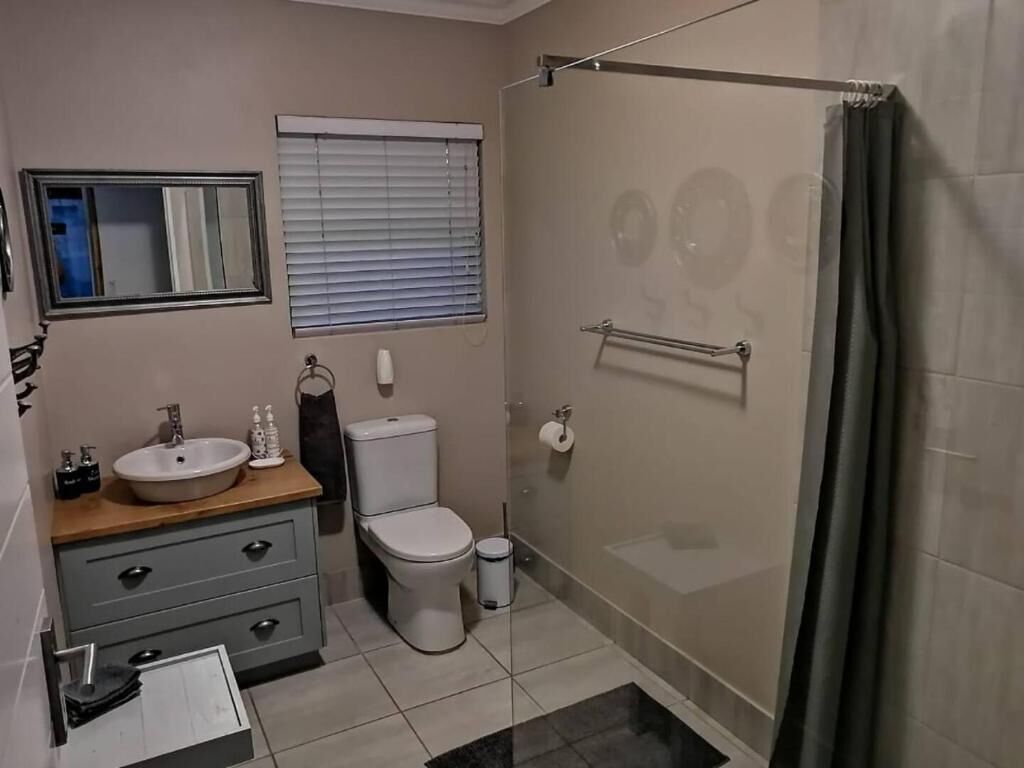 Standard Double Room, Patio, Courtyard View | Bathroom