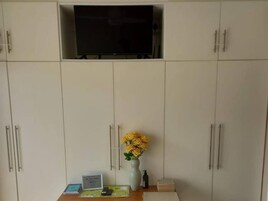 Standard Double Room, Patio, Courtyard View | Iron/ironing board, WiFi (free)