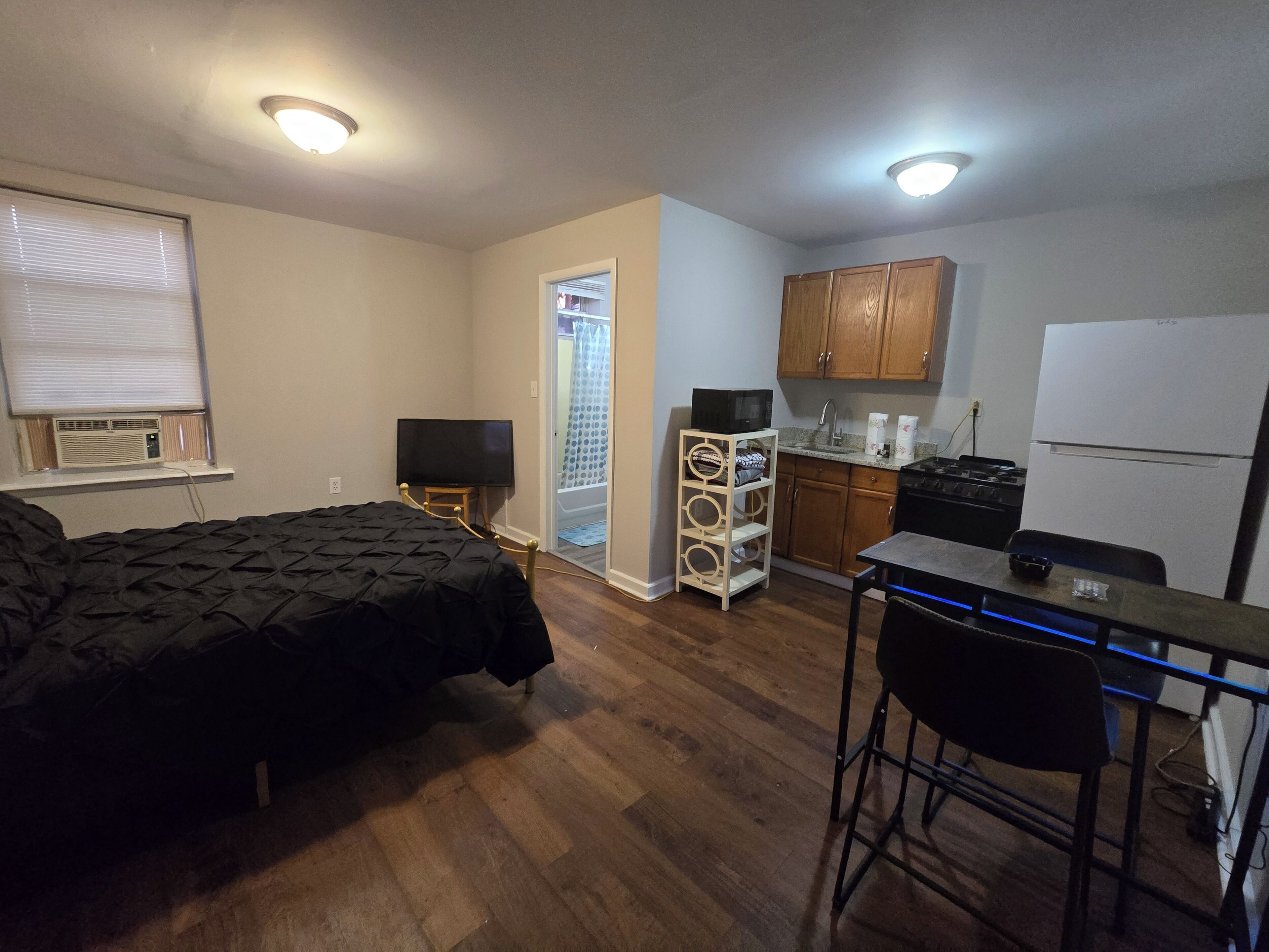 Charming Apartment In Beautiful Camden Near Philadelphia - Adventure Aquarium, Camden