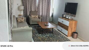 Junior studio suite, uitzicht op de stad | Woonruimte