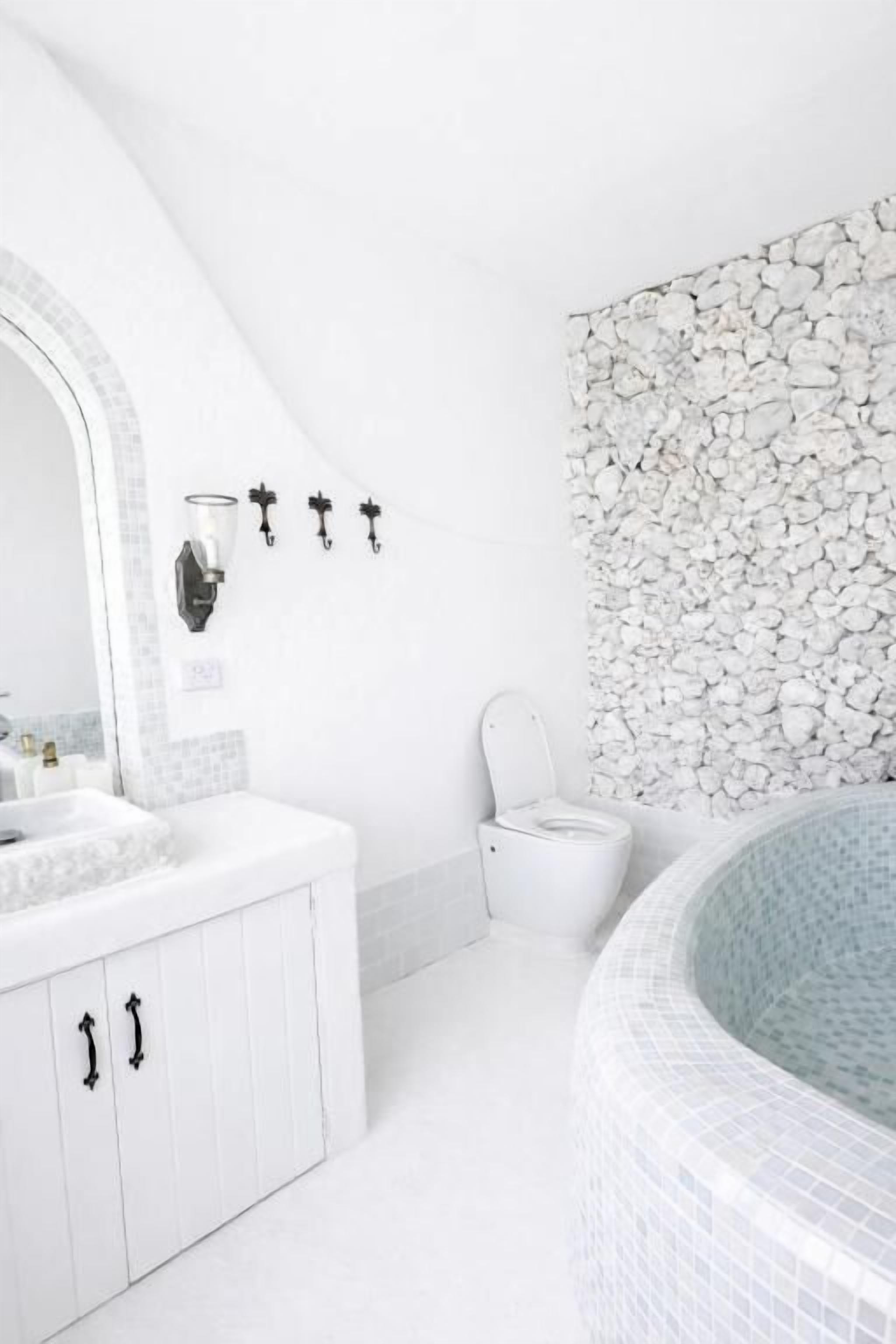 Luxury Double Room, Patio, Garden View | Bathroom