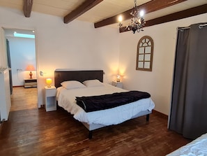 Room - Charming country cottage near Verdun (11 guests max) (Anoux)
