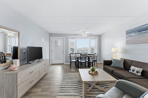 Modern Beach Condo w/ Ocean Views, Pool & Prime Walkable Location