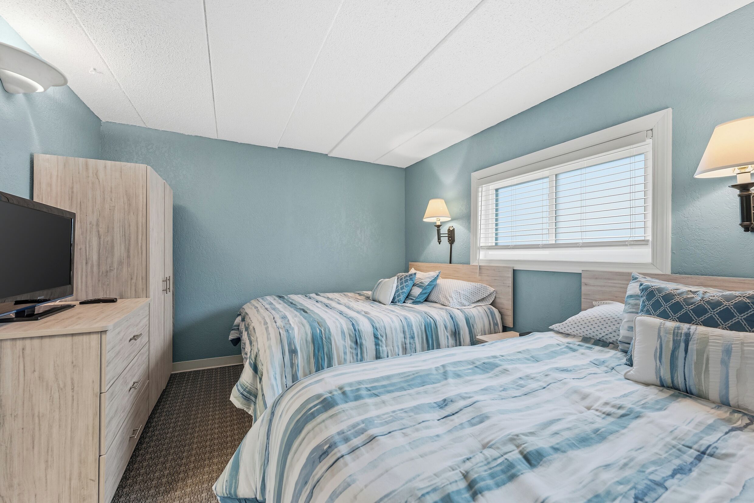 1 chambre, fer et planche à repasser, Wi-Fi gratuit