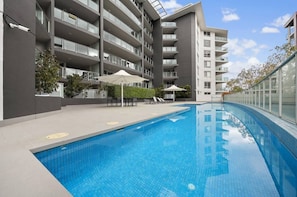 Pool - Heart of city/modern 2BR/free parking/ANU/pool/gym (Braddon)