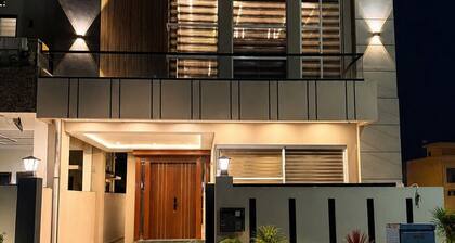 Spacious 3BR Home in DHA Rahbar - WiFi, Parking & 24/7 Support