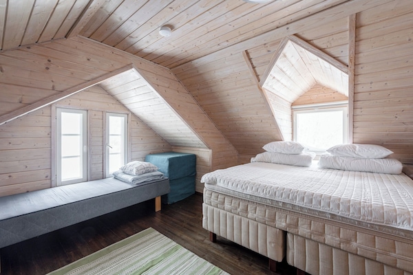 Cabin, 2 Bedrooms, Mountain View | Iron/ironing board, WiFi (free)
