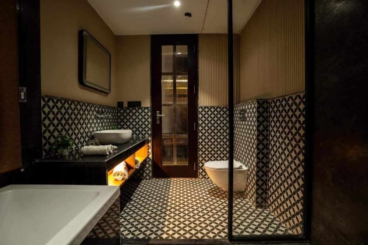Quarto casal, sacada | Banheiro