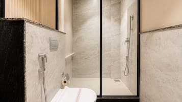 Standard Twin Room | Bathroom