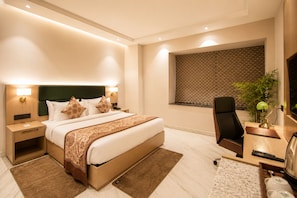 Deluxe Room | Desk, laptop workspace, WiFi - Hotel Lotus Vista (Ramgarh)