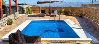 Villa Maria Christina With Private Pool in Crete