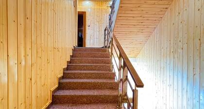 Rahul Hotel & restaurant