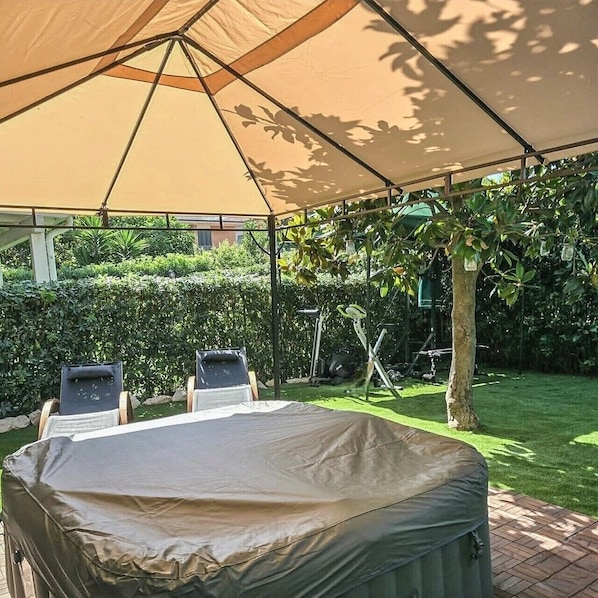Terrace/patio - Villa Garden - Porto San Giorgio (Porto San Giorgio)
