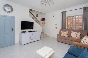 TV - CH Logroño Doña Pepa (Ciudad Quesada) (Ciudad Quesada)