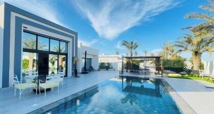 Menzel Luxury