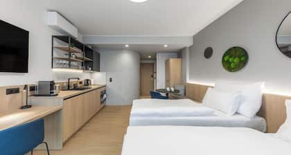 New 1-room apartment, self-check-in, underground parking, discount on wellness & fitness center