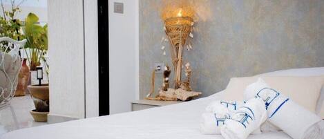 10 chambres, Wi-Fi, draps fournis