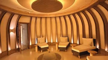 Sauna, Dampfbad, Massageanwendungen