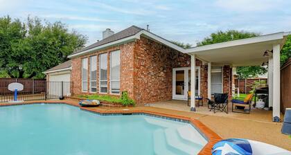 4 Mi to Toyota Stadium! Family Haven w/ Pool Oasis
