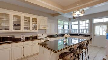 Maison (5 Bedrooms) | Intérieur