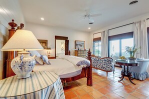 Rumah (5 Bedrooms) | Interior