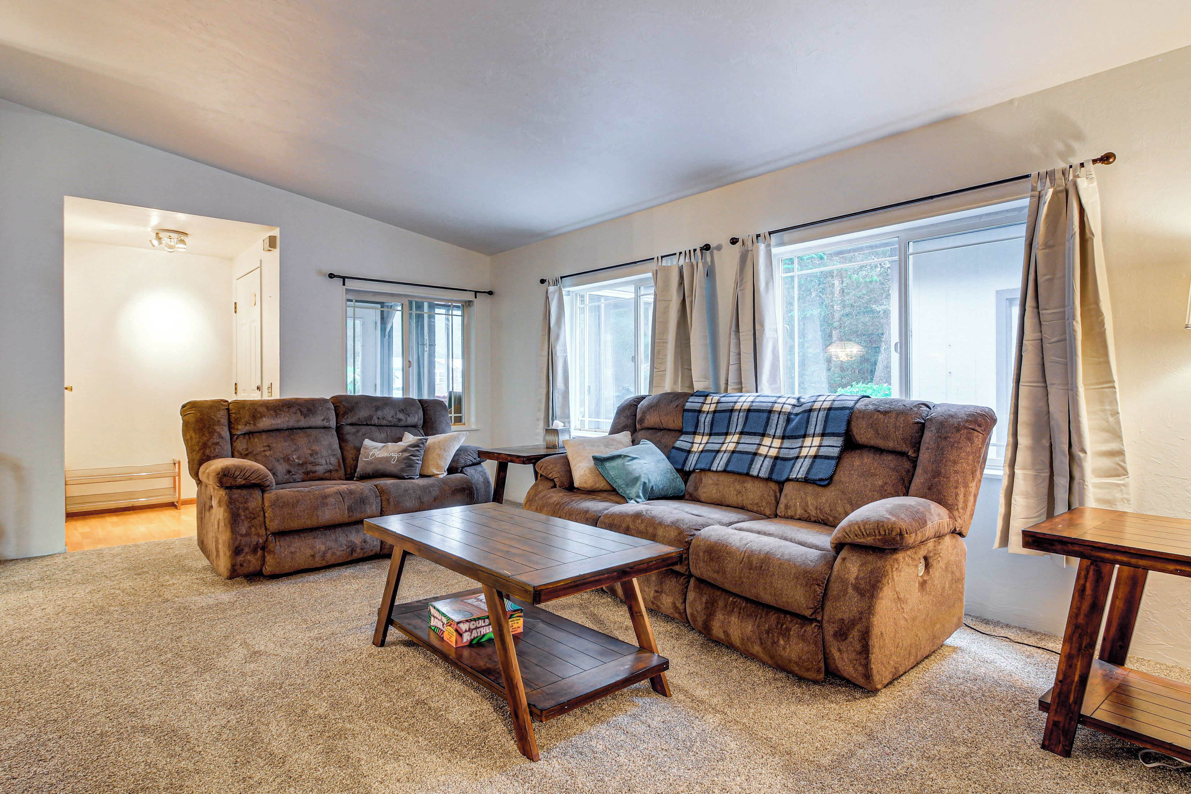 House (2 Bedrooms) | Interior