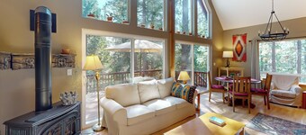 Projector & Deck! Family Cabin, 4 Mi to Lake Davis