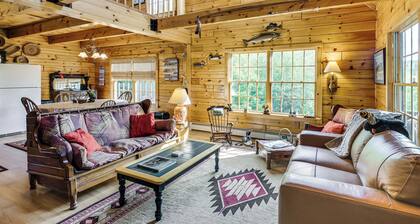 Hike, Explore & Unwind: Rustic Maine Getaway