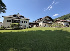 Esterni