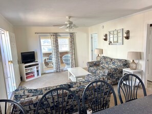 Unclassified image, 2 of 19, button - Charming 3-bedroom oceanside cottage in Kitty Hawk (Kitty Hawk)