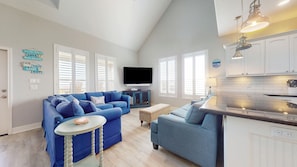 Living area - H2O Getaway: 3  BR, 2  BA House in Gilchrist, Sleeps 10 (Gilchrist)