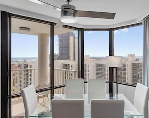 Apartment, 2 Bedrooms | Dining - Beachfront 2br 11th Floor Views, Saida Royale Spi 2 Bedroom Apts (South Padre Island)