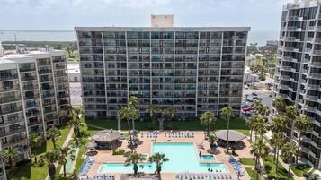 Apartment, 2 Bedrooms | Exterior