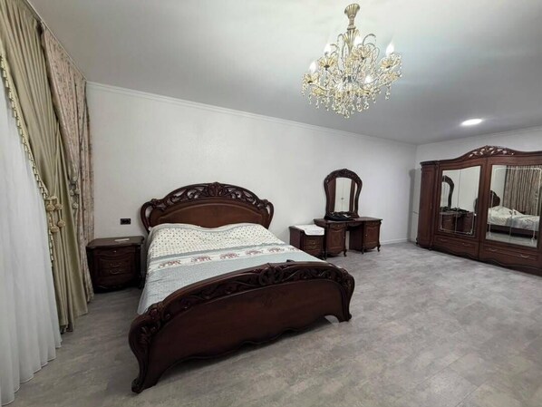 Room - Kol-Ukok Hotel (Bolshevik)