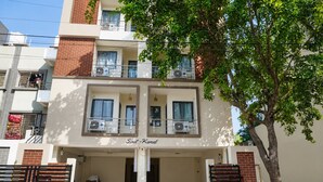 Ảnh chưa phân loại, 2 trong số 19 ảnh, nút