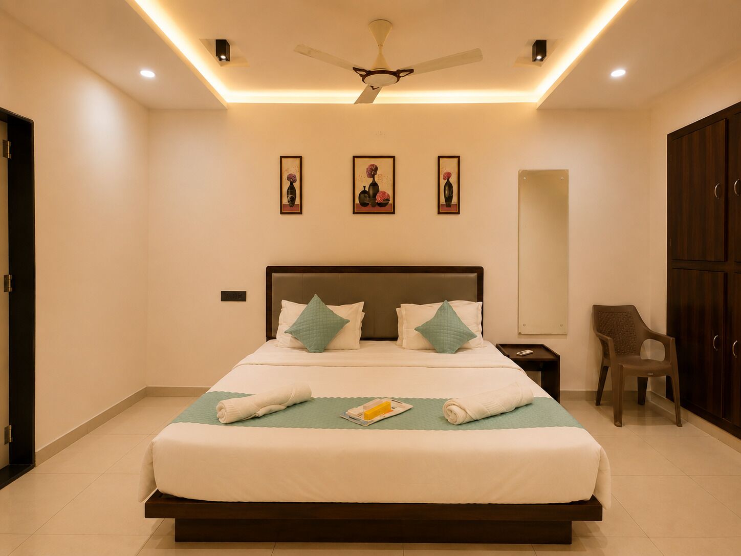 Deluxe Room | Meja, Wi-fi percuma, cadar katil 