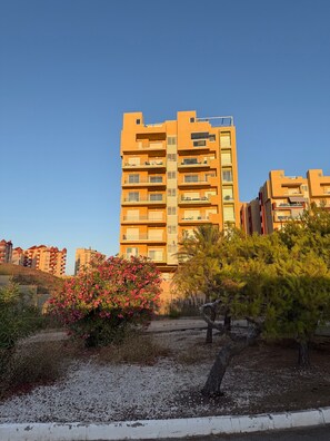 Exterior - Apartment 'La Manga Sunrise' with Shared Pool, Wi-Fi and Air Conditioning (Murcia)